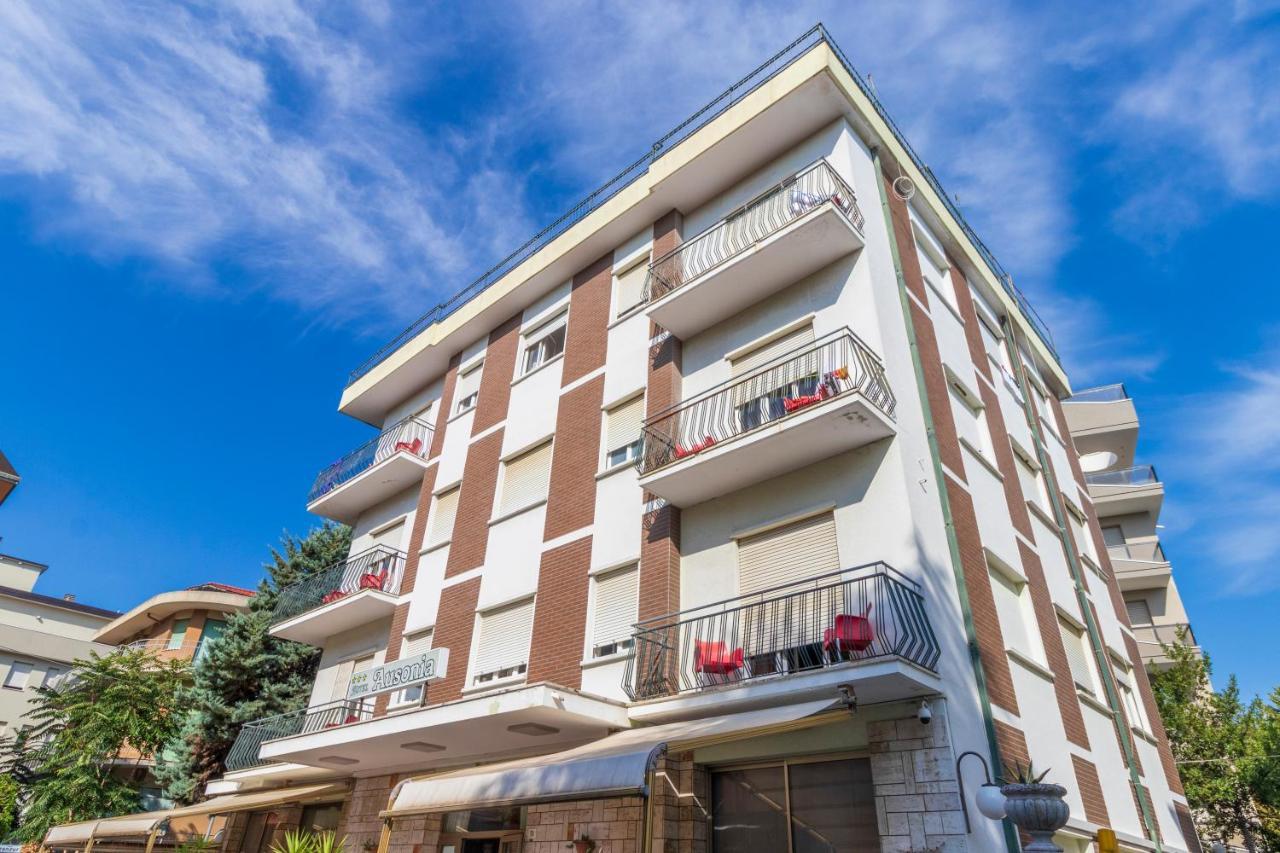 Hotel Ausonia B&B Rimini Ngoại thất bức ảnh